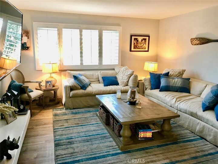 Property Photo: 334 11th CA 90266