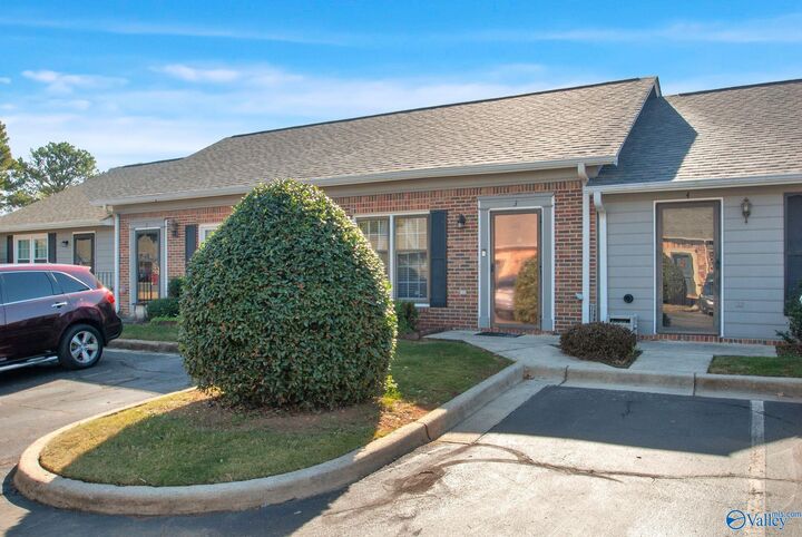 Property Photo:  8146 Oldfield Road SW 3G  AL 35802 