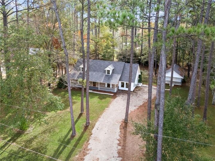 Property Photo: 104 Heatherstone Lane LA 70433