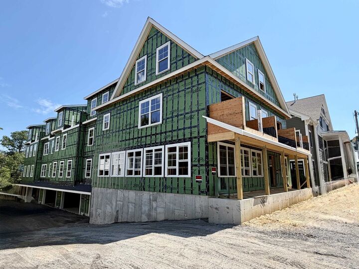 Property Photo:  294 York Street  ME 03909 