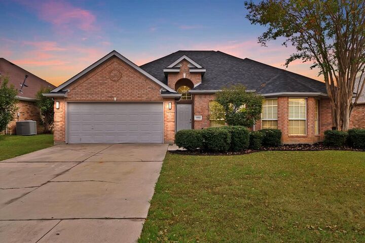 1502 Oxford Drive  Mansfield TX 76063 photo