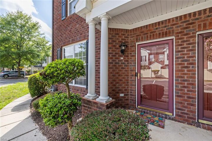 Property Photo:  5800 Baynebridge Dr  VA 23464 