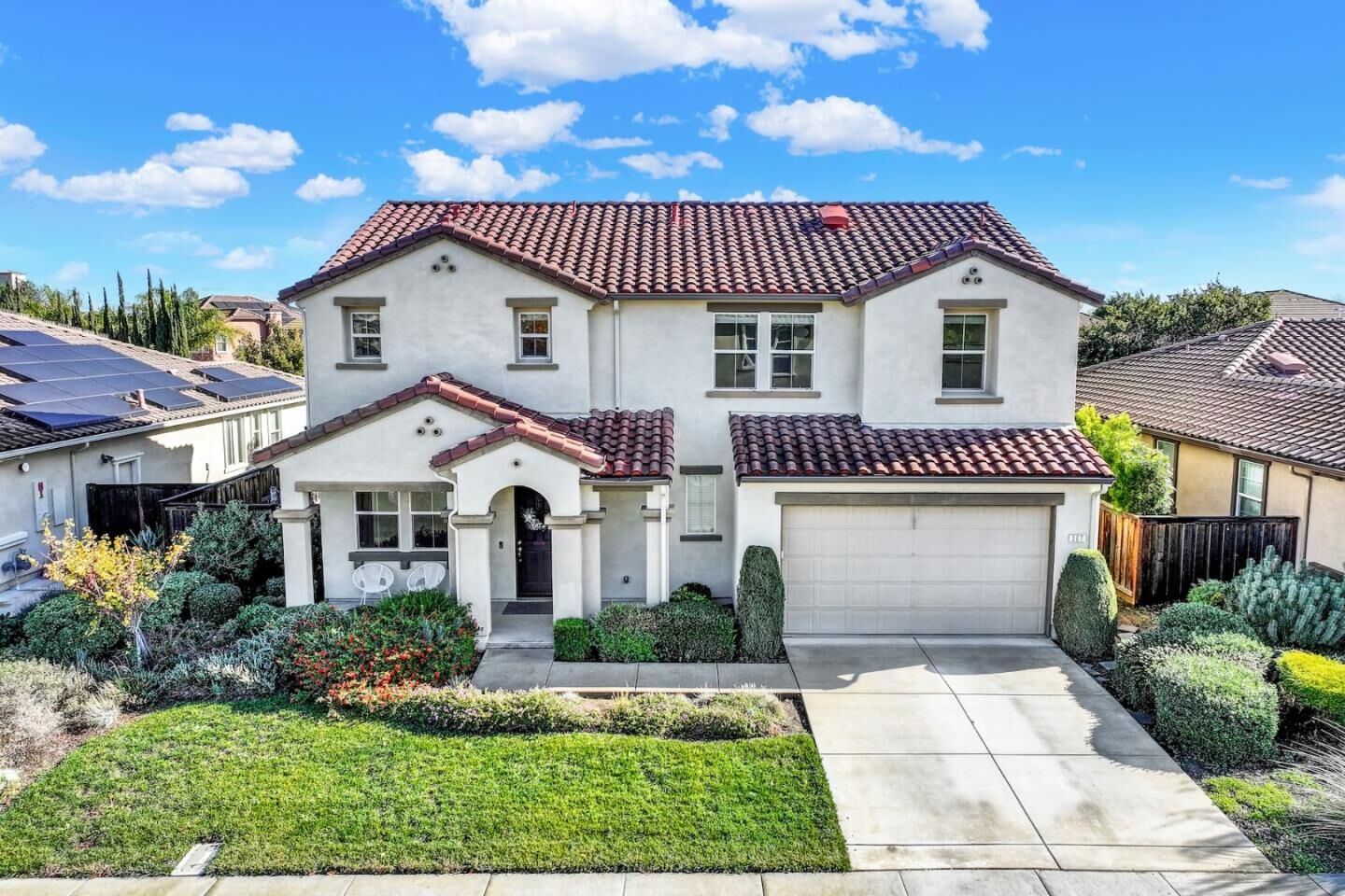 Property Photo:  307 Maverick Drive  CA 95687 