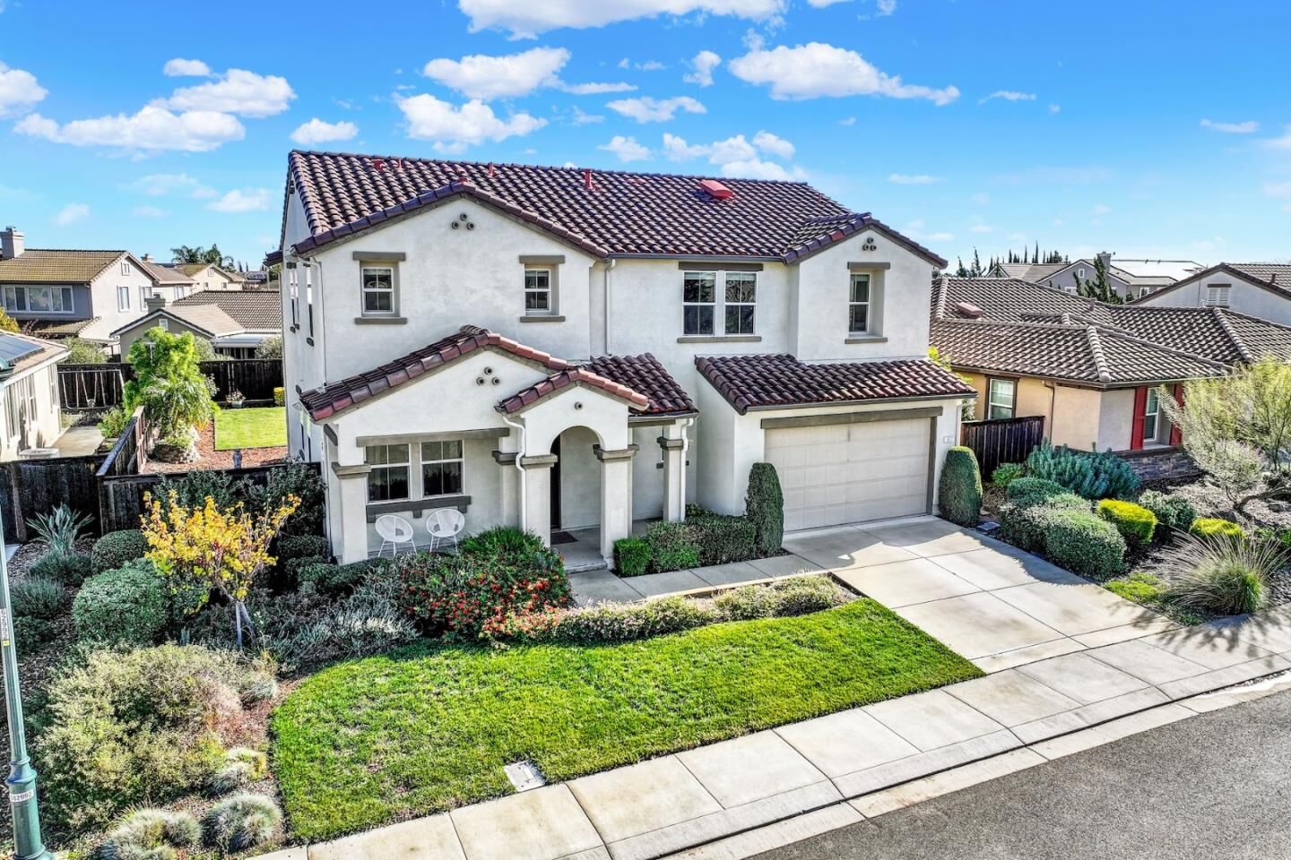 Property Photo:  307 Maverick Drive  CA 95687 