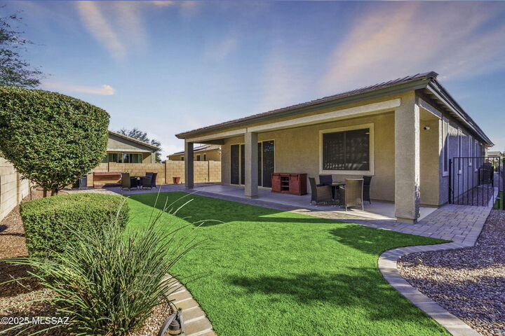 Property Photo: 7130 S Paseo Monte De Oro AZ 85756