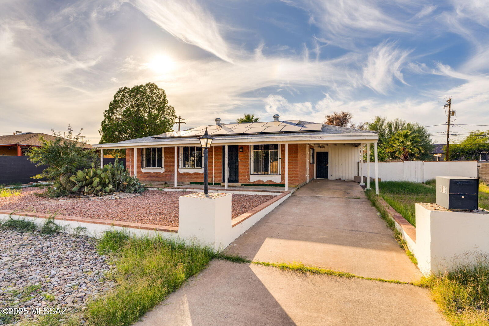 Property Photo:  2512 S Jefferson Avenue  AZ 85711 