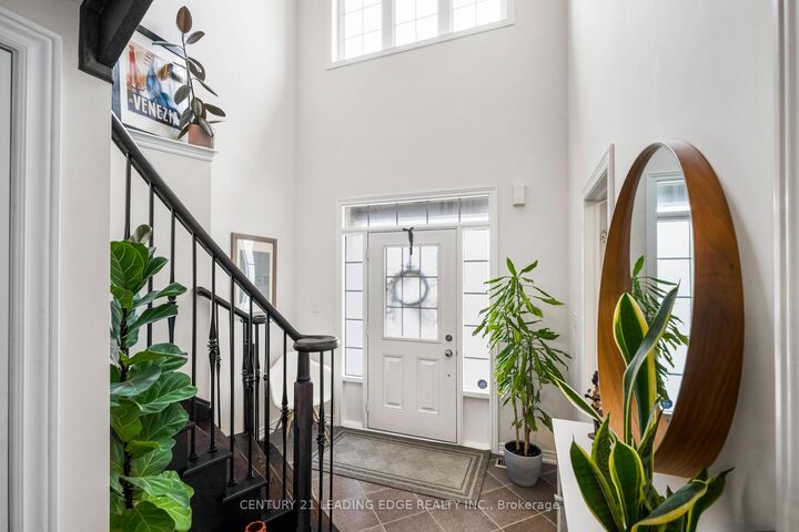 Property Photo:  164 Moody Drive  ON L4H 3Z4 