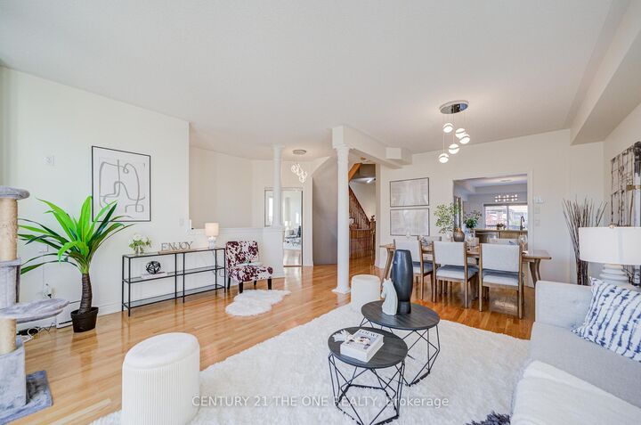 Property Photo:  46 Mistywood Crescent  ON L4J 9E6 