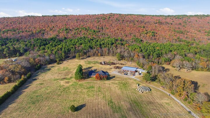 Property Photo:  2800 NW 1010 Avenue  OK 74578 