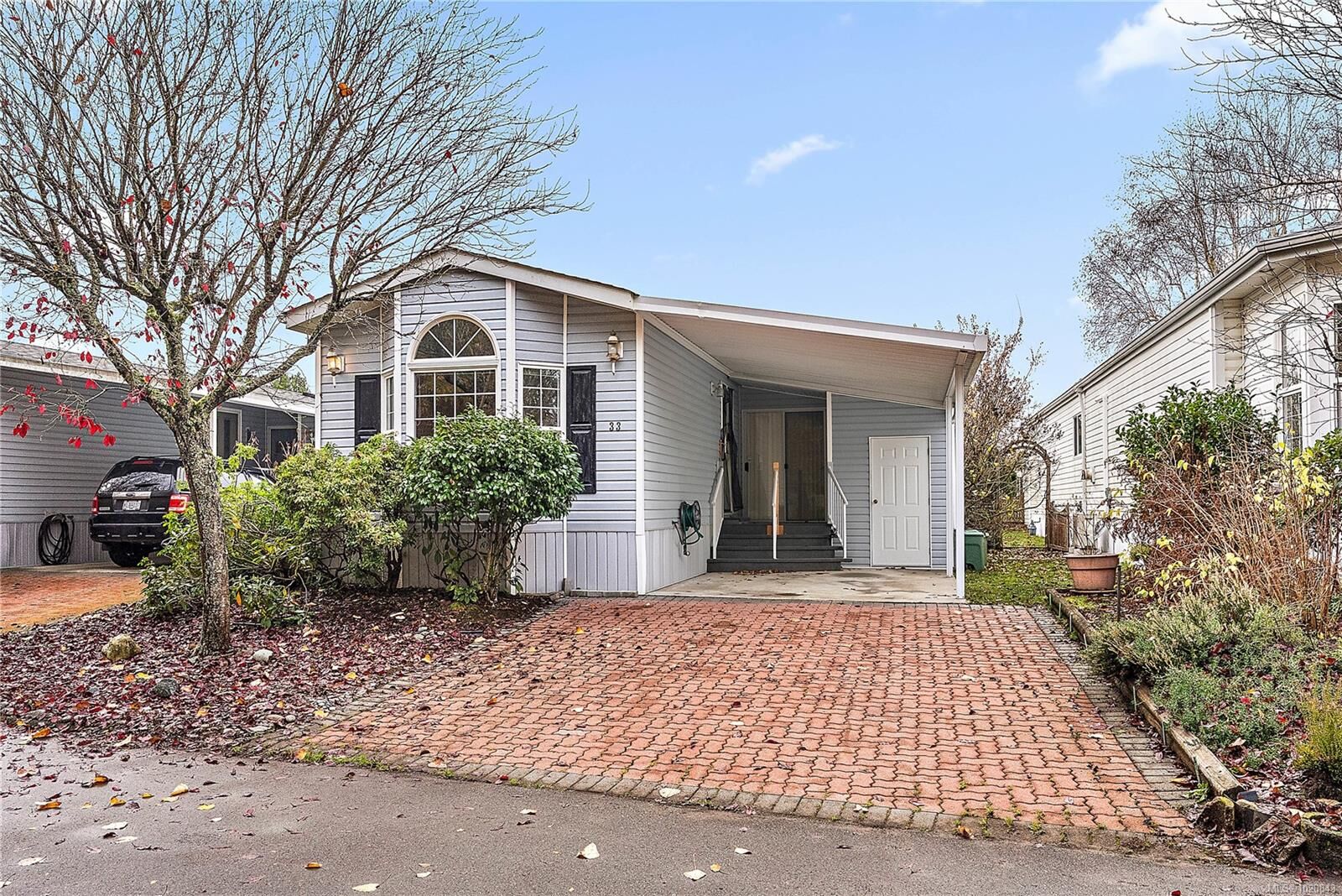 Property Photo: 7401 Central Saanich Rd 33 BC V8M 2B5