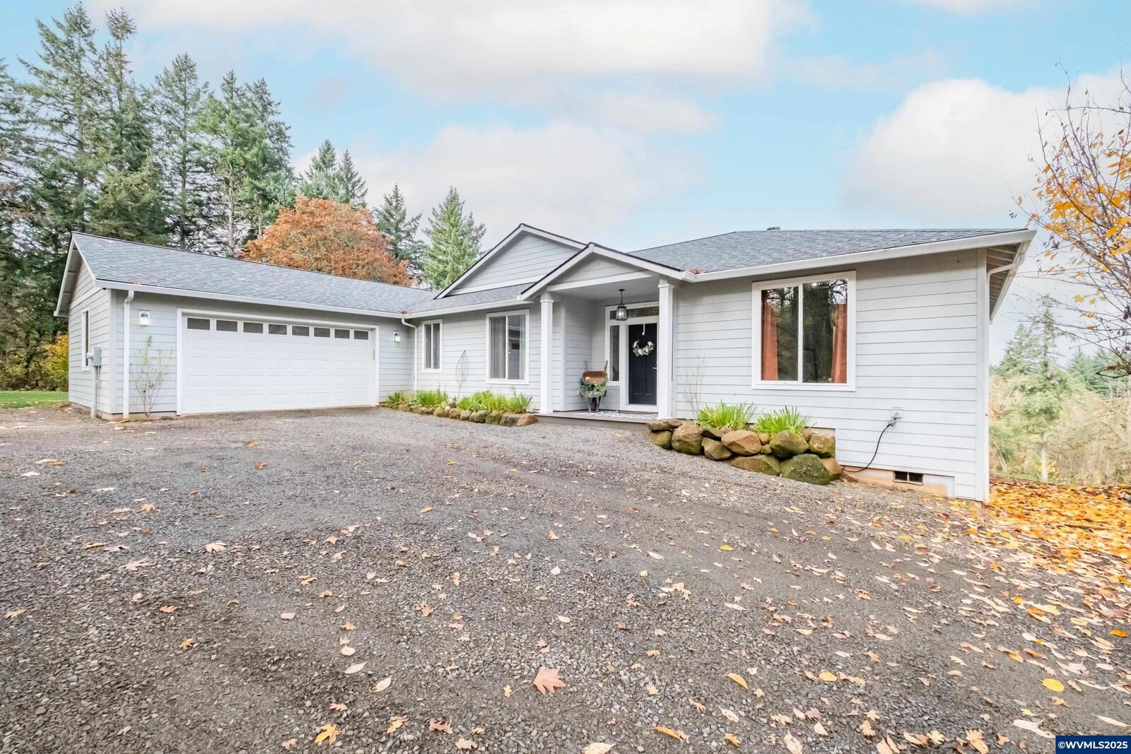 Property Photo:  3777 Meeko Ln SE  OR 97392 