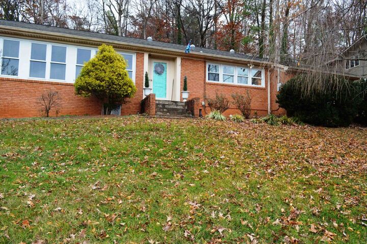 1229 Woodcrest Cir  Harrisonburg VA 22801 photo