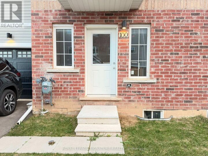 Property Photo:  200 W Main Street 100  ON L3C 5A4 