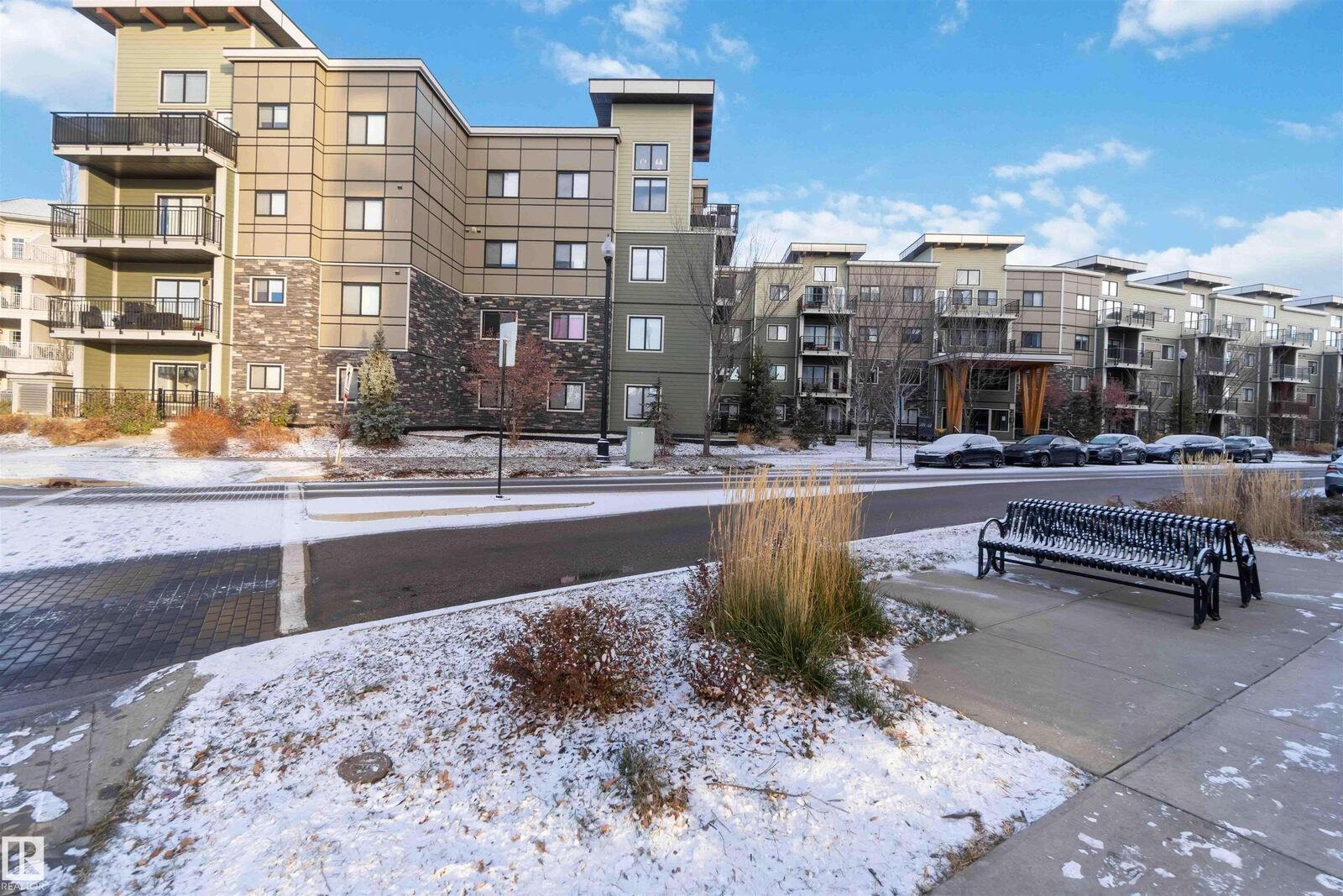 Property Photo:  560 Griesbach Parade Parade NW 410  AB T5E 6K1 