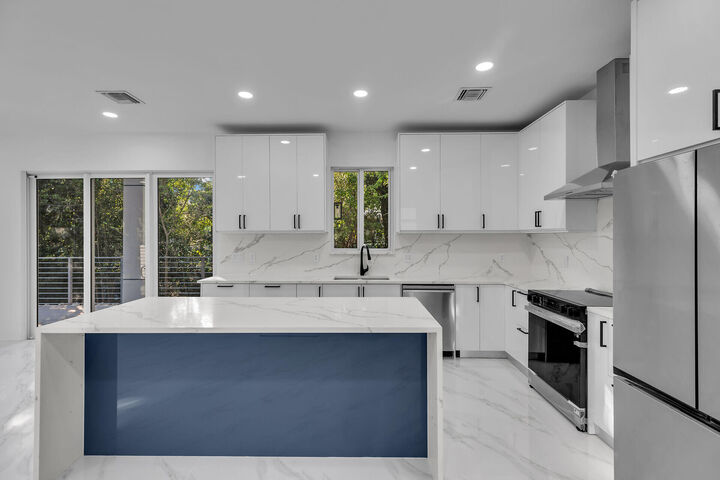 Property Photo: 46 Transylvania Avenue FL 33037