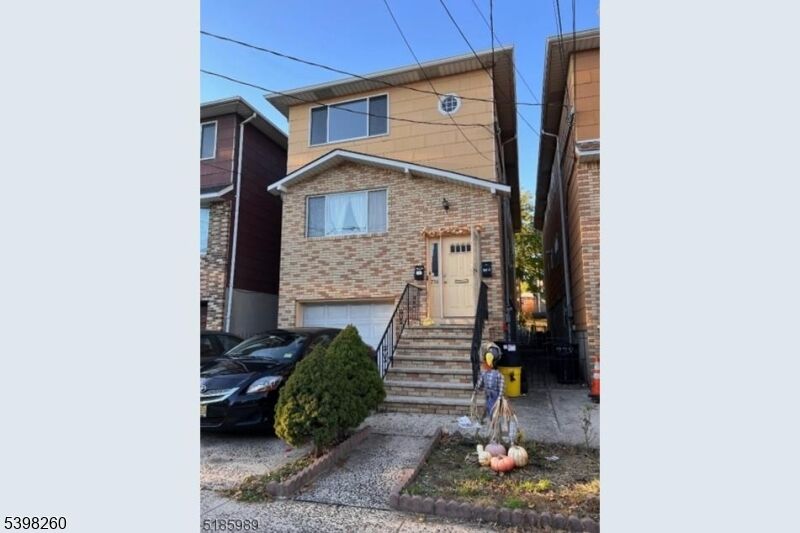 Property Photo: 736 William St NJ 07029