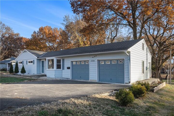 Property Photo:  5308 McAnany Drive  KS 66203 