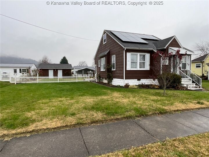 Property Photo: 225 22nd Street WV 25064