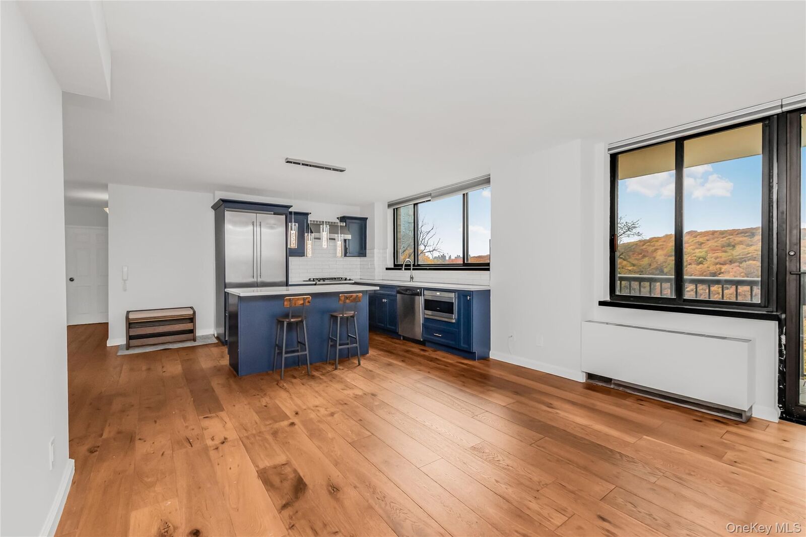 Property Photo:  2287 Johnson Avenue 5F  NY 10463 