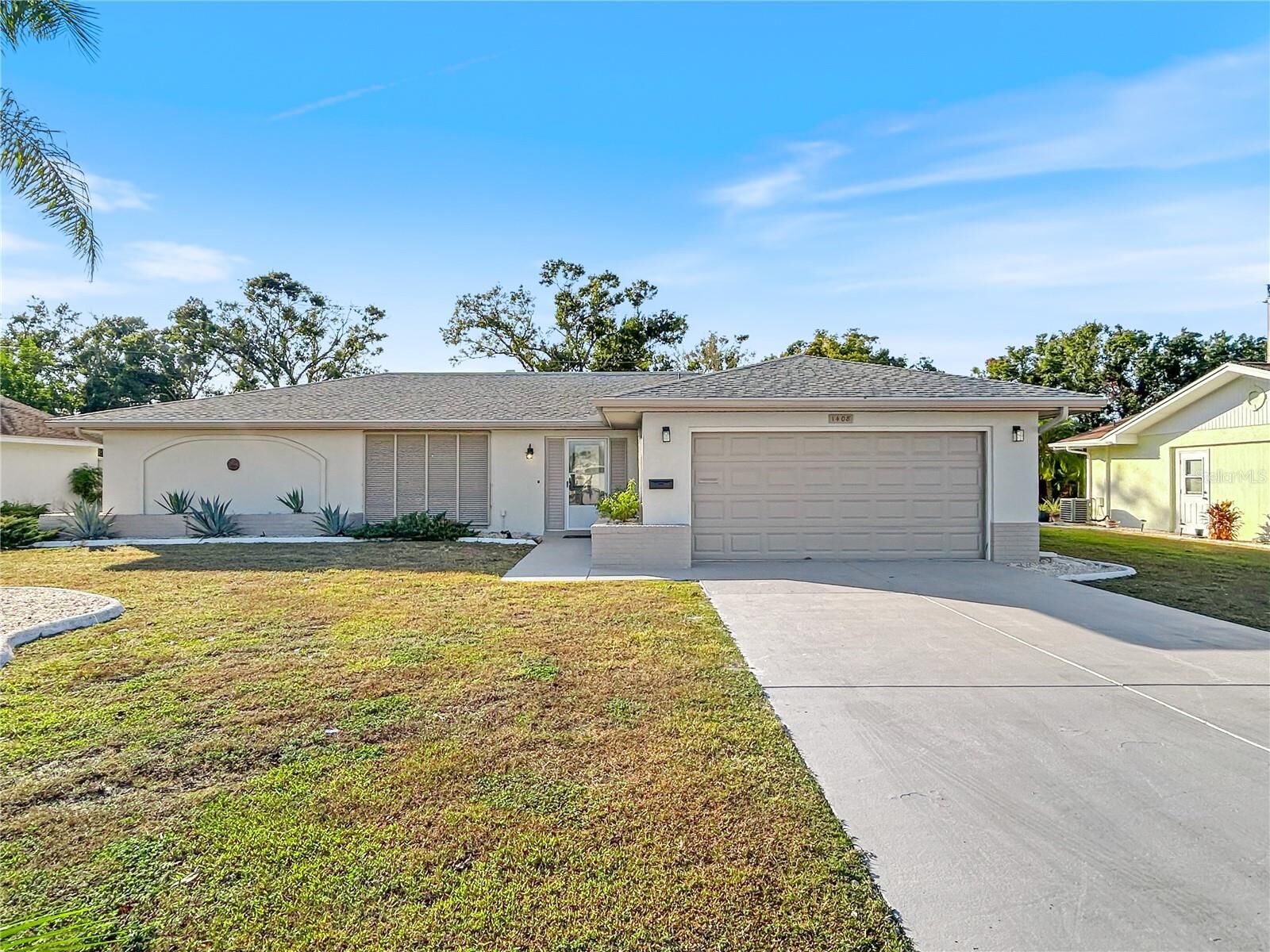 Property Photo:  1408 W Del Webb Boulevard  FL 33573 