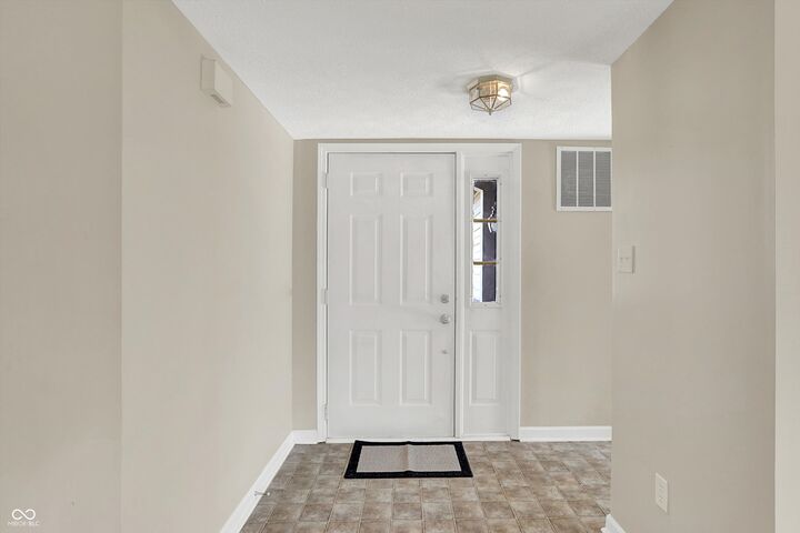 Property Photo:  7532 Crickwood Lane  IN 46268 