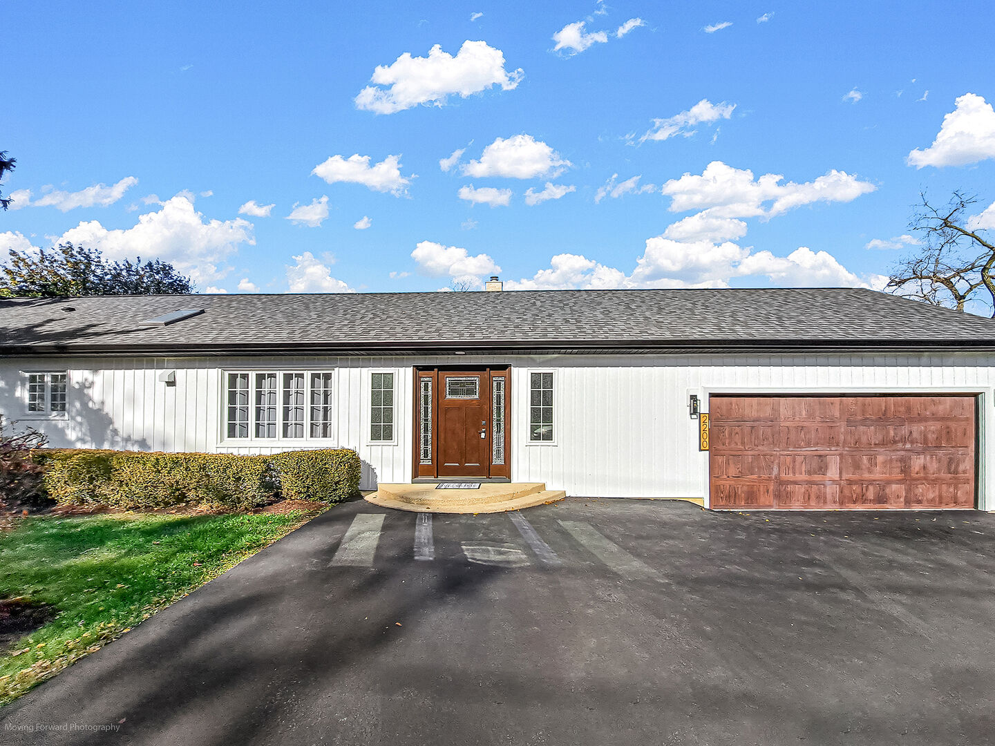 Property Photo:  2200 59th Street  IL 60516 