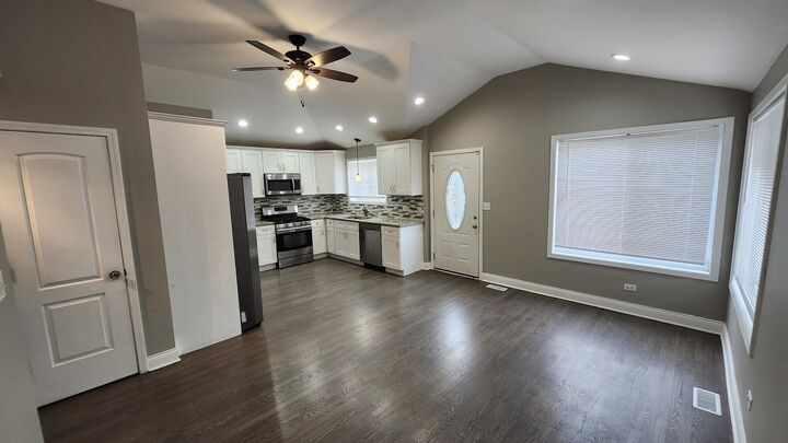 Property Photo:  7701 S Christiana Avenue  IL 60652 