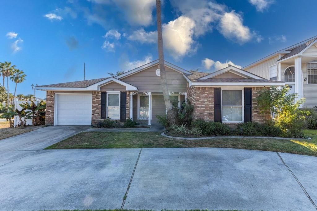 Property Photo:  1401 Drake Lane  LA 70056 