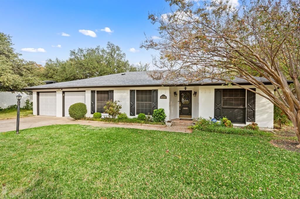 Property Photo:  4508 Starlight Drive  TX 76117 