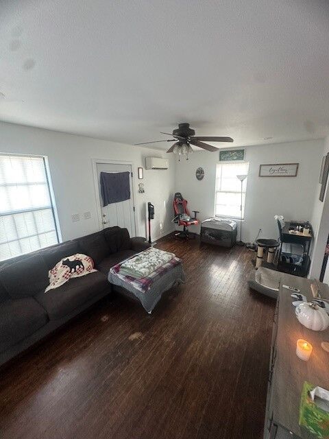 Property Photo: 201 E Cleveland Street AR 72753