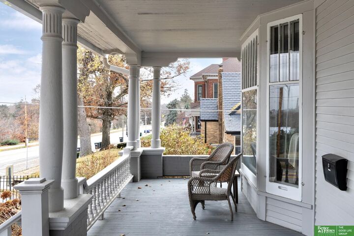 Property Photo:  1624 S 32 Avenue  NE 68105 