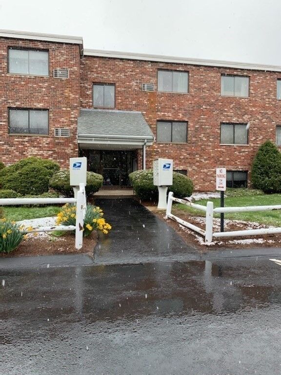 Property Photo:  67 Milliken Ave 22B  MA 02038 