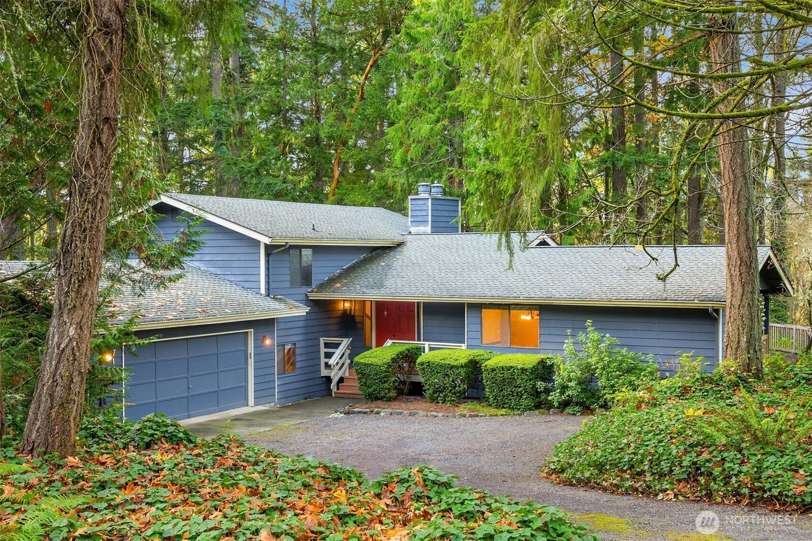 Property Photo: 7131 NE Bay Hill Road WA 98110