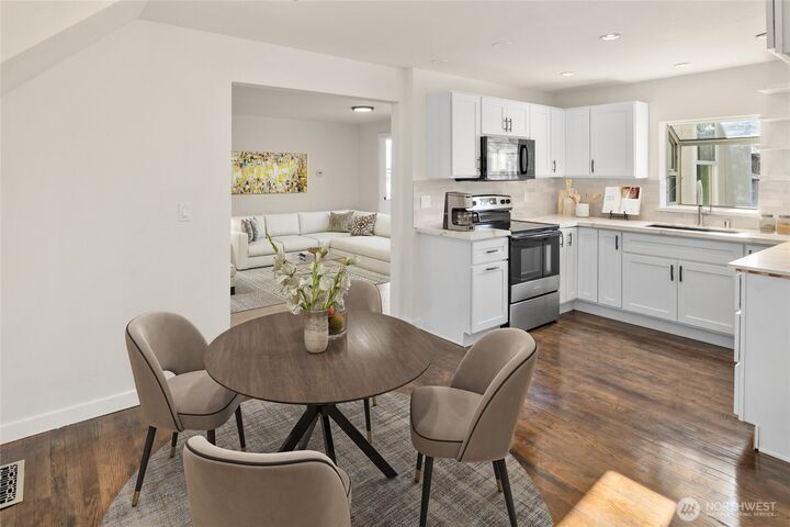 Property Photo: 302 Stafford Street WA 98922