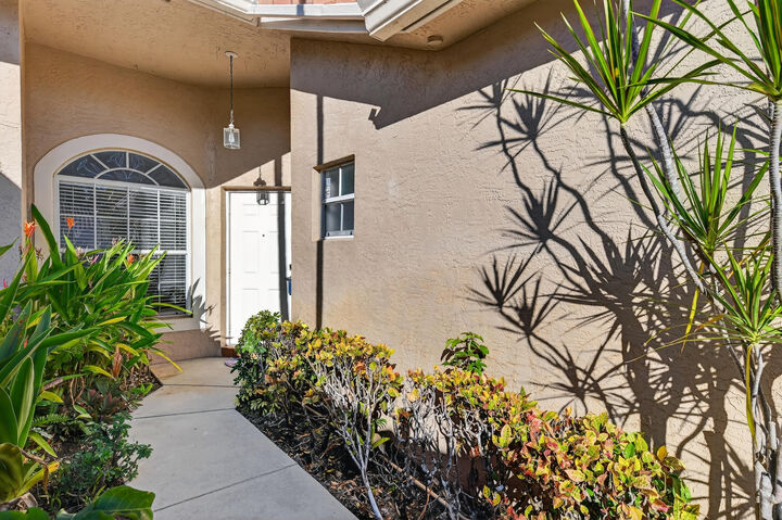 Property Photo:  6140 Long Key Lane  FL 33472 