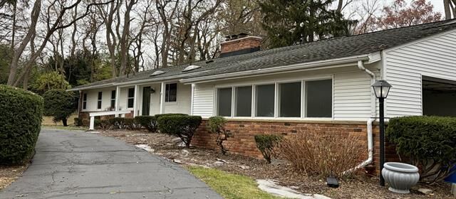 Property Photo:  6493 Thorncrest Drive  MI 48301 