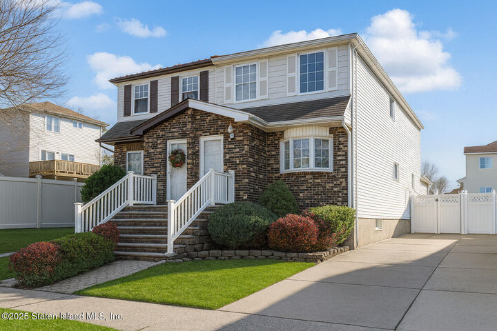 Property Photo: 11 Ironwood Street NY 10308