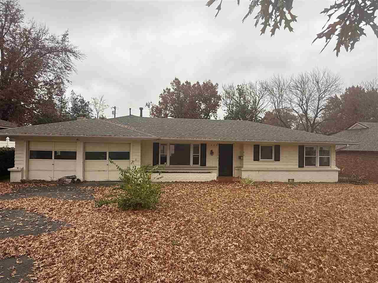 Property Photo:  1409 Cleary Drive  OK 74604 