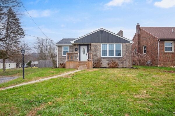 Property Photo: 108 Golf Ave PA 16117