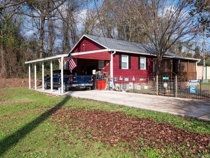 Property Photo:  1001 Darter Drive  AR 72110 