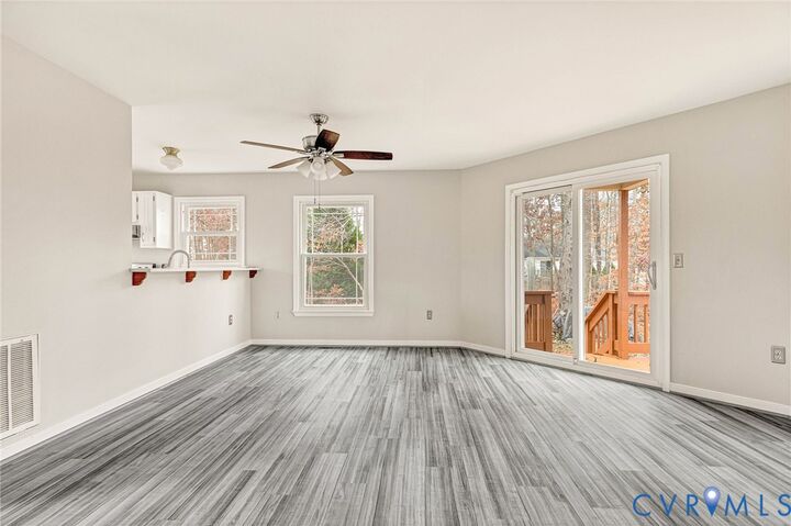 Property Photo: 319 Lake Caroline Drive VA 22546