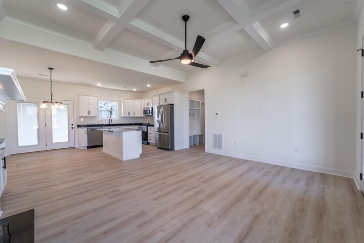 Property Photo: 551 Chickasaw Drive KY 40475