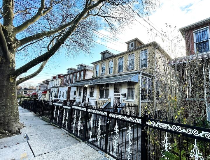 3227 Fenton Avenue  Bronx NY 10469 photo