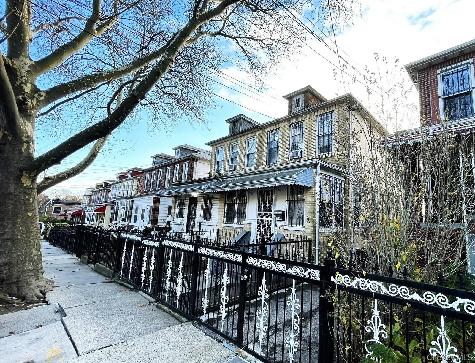 Property Photo:  3227 Fenton Avenue  NY 10469 