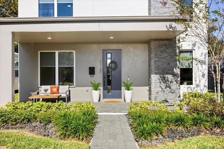 Property Photo:  1127 W Harvard Street  FL 32804 