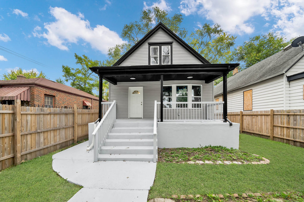 Property Photo:  11921 S Wentworth Avenue  IL 60628 