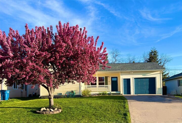 Property Photo:  4 Weber Avenue  MT 59860 