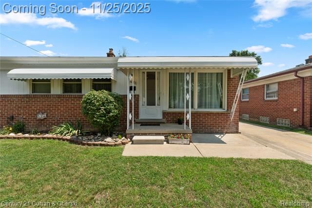 Property Photo: 1681 Stieber Street MI 48186