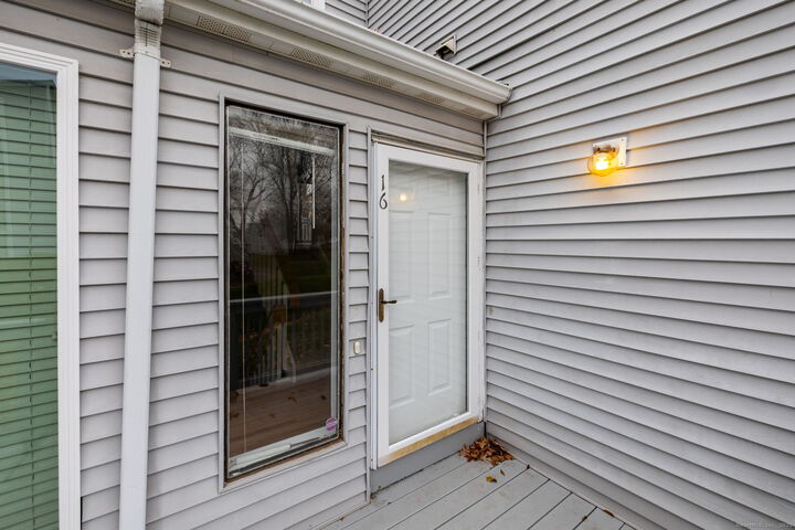 Property Photo:  16 Springdale Road 16  CT 06416 