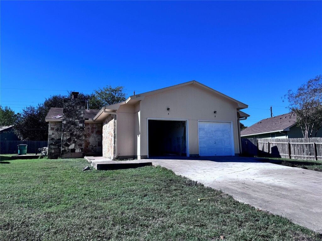 Property Photo:  2711 Sunny Lane  TX 76574 